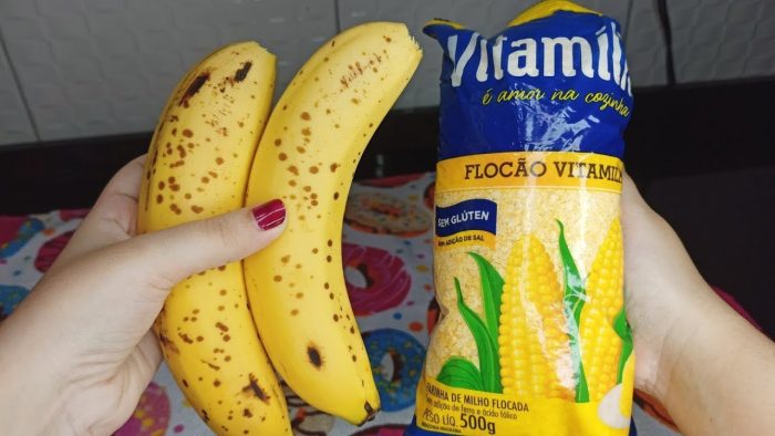 TEM BANANA E FLOCÃO?FAÇA ESSA RECEITA DE 2 INGREDIENTES PRONTA EM 5 MINUTOS PARA O CAFÉ DA MANHÃ