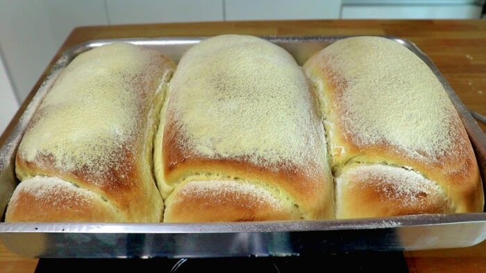 PÃO DE FORMA TRADICIONAL FOFINHO SEM OVOS E SEM LEITE