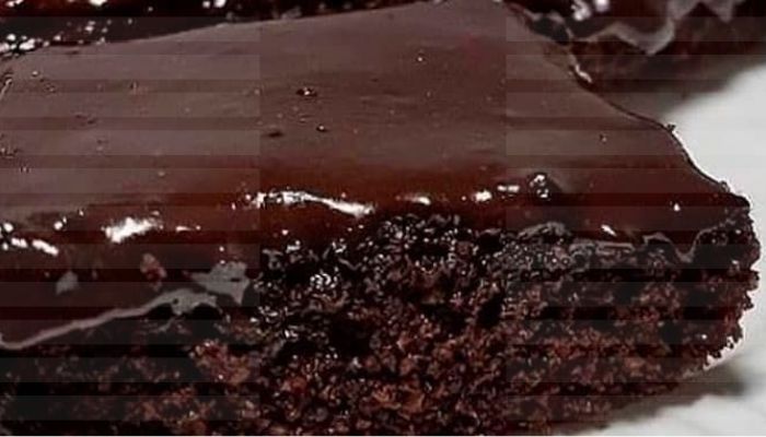 Receita de Bolo de Chocolate Low Carb com Ganache: Sabor Irresistível e Saudável