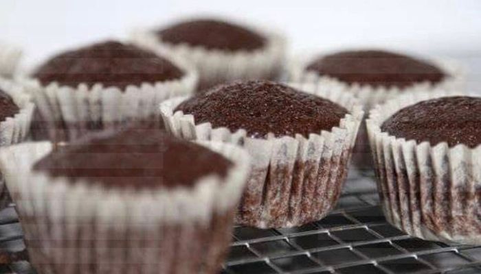 Cupcake Fit com Cacau em Pó: Delícia Saudável em Pequenas Porções